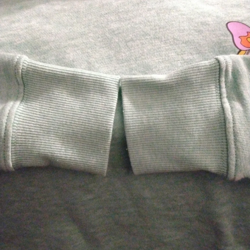 Old Navy Girl's Mint Green Cropped Butterfly Hooded Sweatshirt Sized XS 5